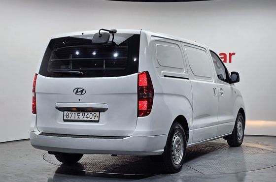 Hyundai Starex 3-Seater VAN Smart — пробег 273 171 км — фото 2 из 5