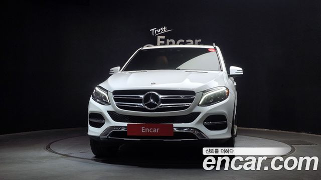 Mercedes-Benz GLE-Class GLE350 d 4MATIC — пробег 82 722 км — фото 3 из 5