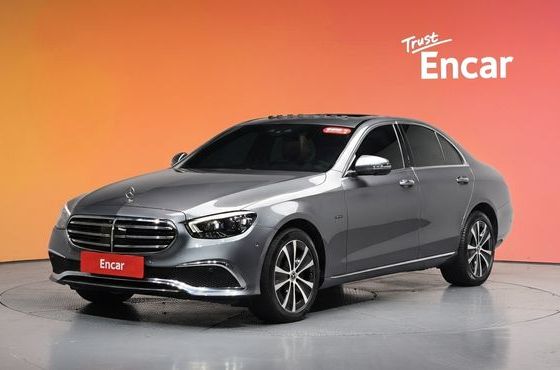 Mercedes-Benz E-Class E300e 4MATIC Exclusive — пробег 104 894 км — фото 1 из 5