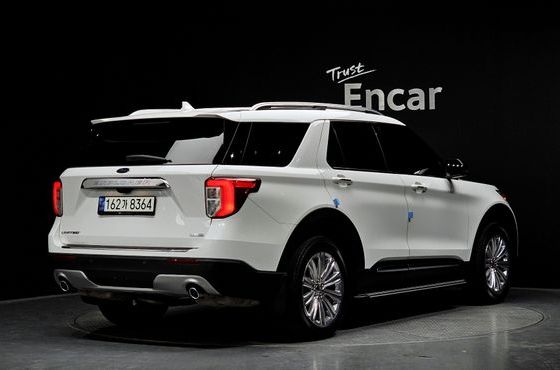 Ford Explorer 2.3 LimIted 4WD — пробег 105 121 км — фото 2 из 5