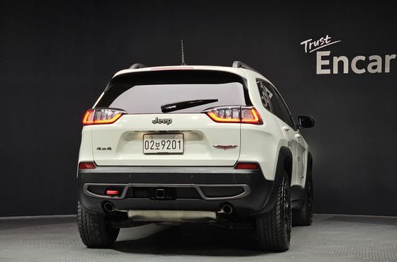 Jeep Cherokee 3.2 Trailhawk AWD — пробег 171 886 км — фото 4 из 5