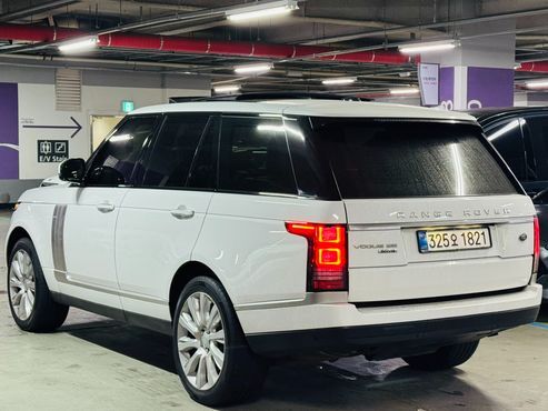 Land Rover Range Rover 4.4 SDV8 Vogue SE DIESEL — пробег 142 278 км — фото 2 из 5