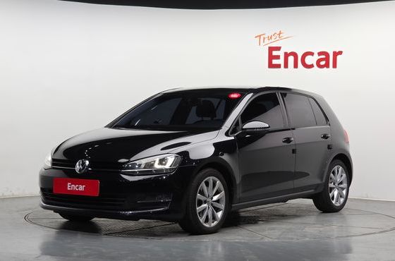 Volkswagen Golf 1.4 TSI Premium — пробег 100 744 км — фото 1 из 5