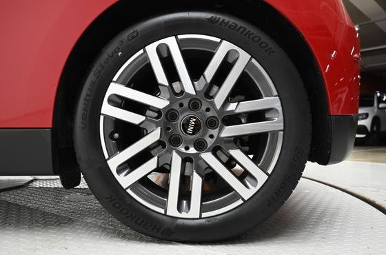 Mini Cooper SE Classic — пробег 9 014 км — фото 5 из 5