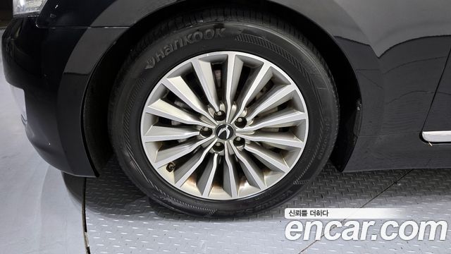 Hyundai Equus из Кореи Encar