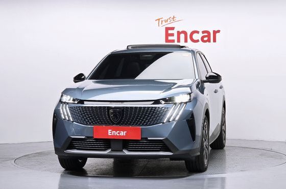 Peugeot 3008 1.2 HYbrid Allure — пробег 602 км — фото 3 из 5