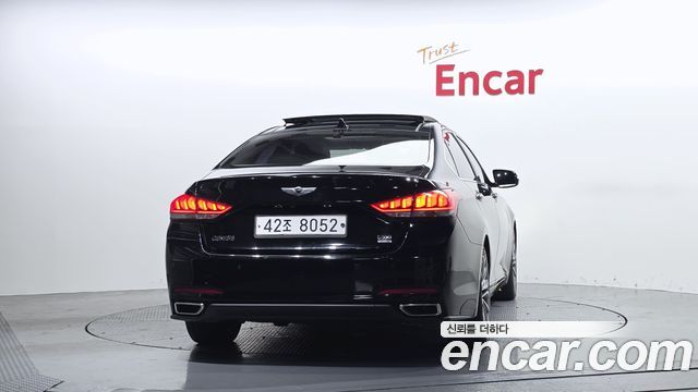 Hyundai Genesis из Кореи Encar