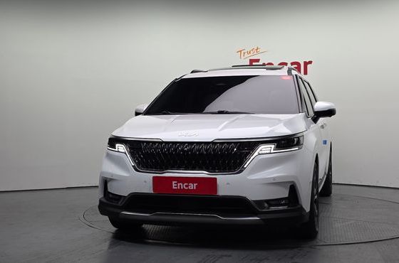 Kia Carnival 9-Seater Signature — пробег 30 794 км — фото 3 из 5