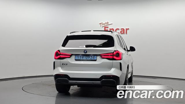 BMW iX3 из Кореи Encar