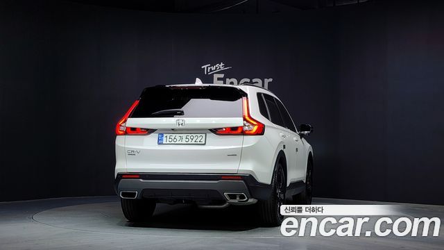 Honda CR-V 2.0 Hybrid Touring 2WD — пробег 7 625 км — фото 4 из 5