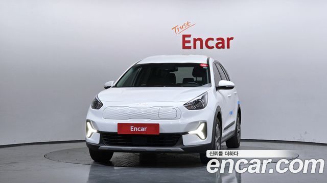 Kia Niro Light (Taxi Trim) — пробег 292 524 км — фото 3 из 5
