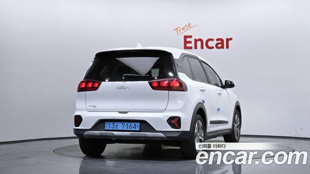 Kia Niro Light (Taxi Trim) — пробег 292 524 км — фото 4 из 5