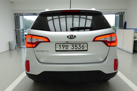 Kia Sorento Diesel 2.0 2WD TLX Special — пробег 180 808 км — фото 4 из 5