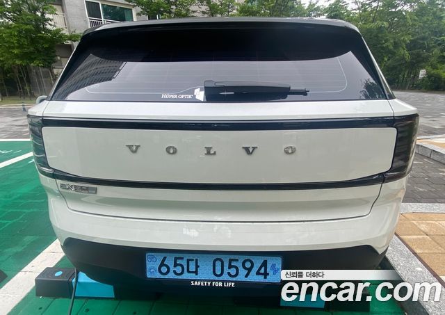 Volvo EX30 из Кореи Encar