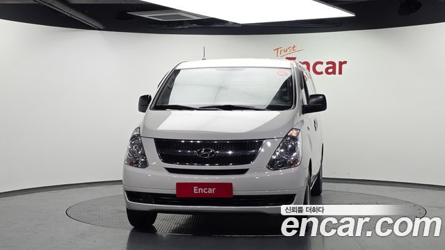 Hyundai Starex 3-Seater VAN CVX Value — пробег 169 248 км — фото 3 из 5