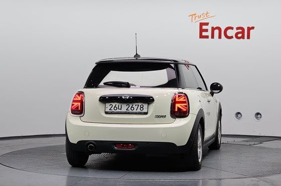 Mini Cooper Standard Third Generation — пробег 37 515 км — фото 4 из 5