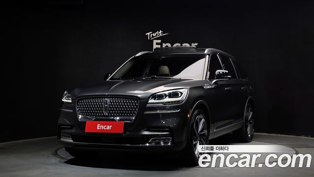 Lincoln Aviator 3.0 Reserve  AWD — пробег 157 027 км — фото 1 из 5
