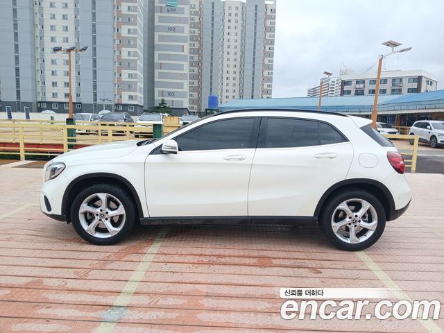 Mercedes-Benz GLA-Class GLA220 — пробег 18 130 км — фото 3 из 5
