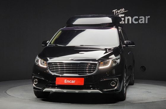 Kia Carnival 9-seater Hi-Limousine Prestige — пробег 125 577 км — фото 3 из 5