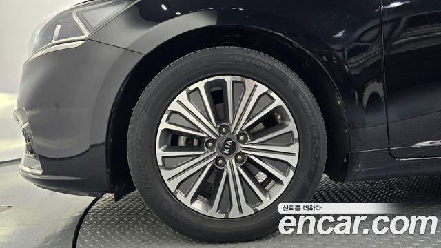 Kia K7 из Кореи Encar