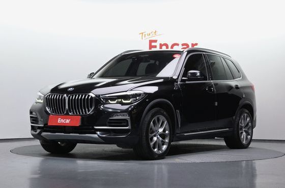 BMW X5 xDrive 45e xLine — пробег 155 678 км — фото 1 из 5