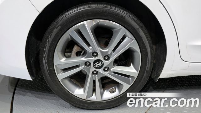 Hyundai AVANTE 1.6 GDI Value Plus — пробег 142 295 км — фото 5 из 5