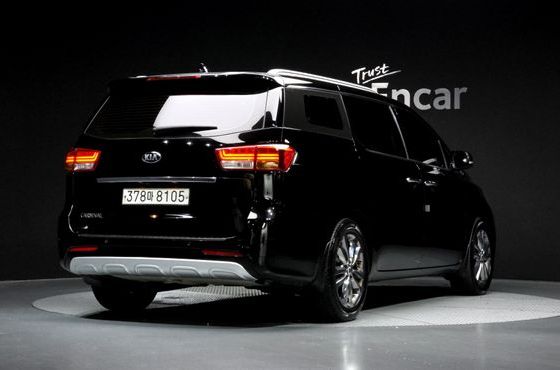 Kia Carnival 9-seater Noblesse — пробег 258 419 км — фото 2 из 5
