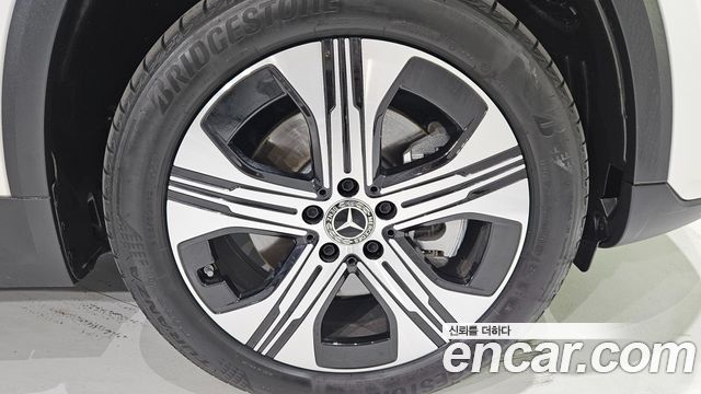 Mercedes-Benz EQA из Кореи Encar