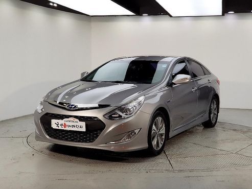 Hyundai Sonata 2.0 Modern — пробег 208 405 км — фото 1 из 5