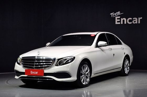 Mercedes-Benz E-Class E300 4MATIC Exclusive Standard — пробег 50 232 км — фото 1 из 5