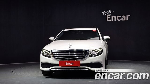 Mercedes-Benz E-Class из Кореи Encar