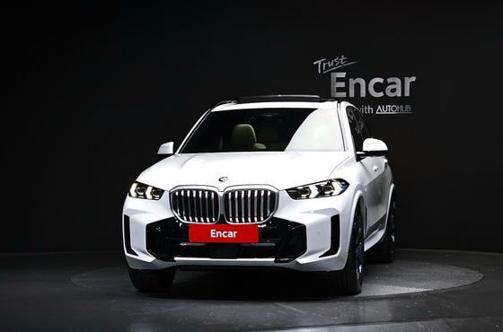 BMW X5 xDrive 40i M Sport — пробег 4 087 км — фото 3 из 5
