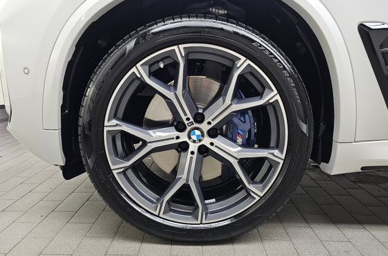 BMW X5 xDrive 40i M Sport — пробег 4 087 км — фото 5 из 5