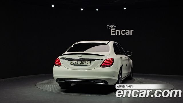 Mercedes-Benz C-Class из Кореи Encar