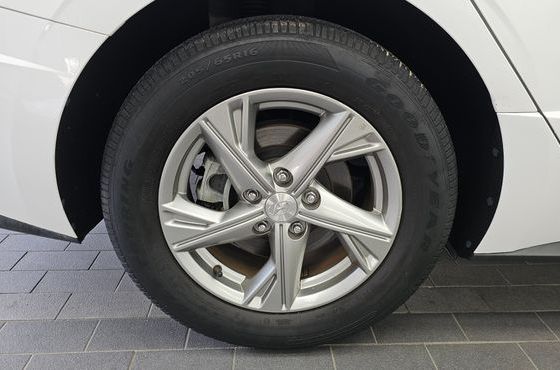 Hyundai Sonata 2.0 Premium — пробег 77 608 км — фото 5 из 5