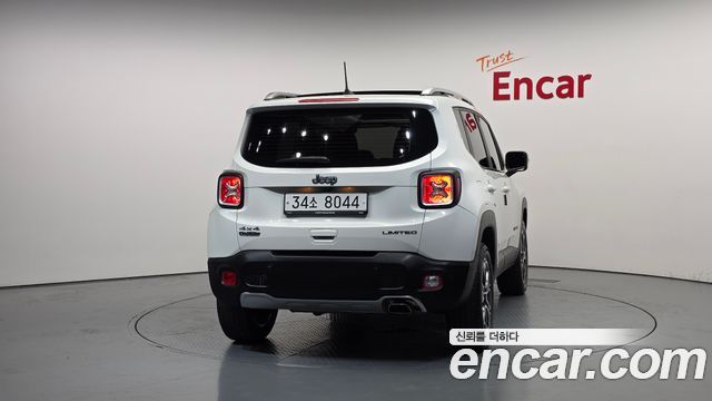 Jeep Renegade 2.0 Diesel Limited AWD — пробег 47 656 км — фото 4 из 5