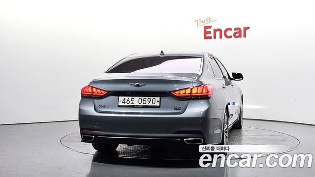 Hyundai Genesis из Кореи Encar