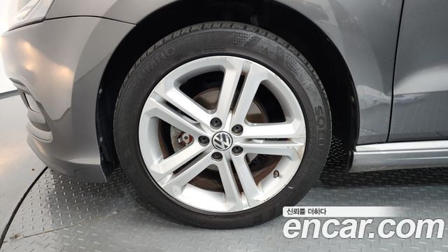 Volkswagen Polo из Кореи Encar