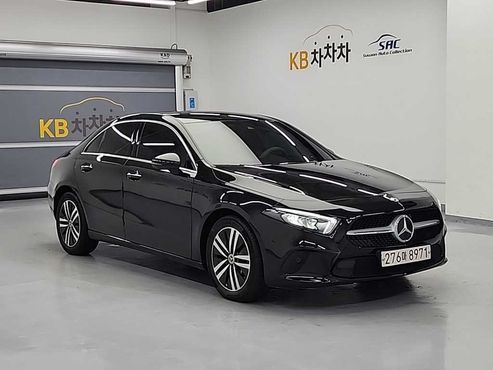 Mercedes-Benz A-Class A220 Sedan — пробег 18 004 км — фото 4 из 5