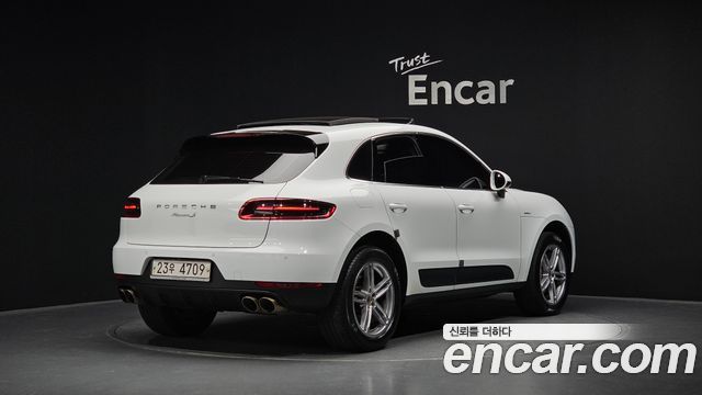 Porsche Macan из Кореи Encar