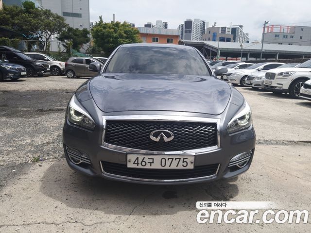 Infiniti Q70 3.7 AWD — пробег 156 940 км — фото 3 из 5