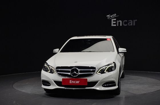 Mercedes-Benz E-Class E220 Bluetec Avantgarde — пробег 81 529 км — фото 3 из 5