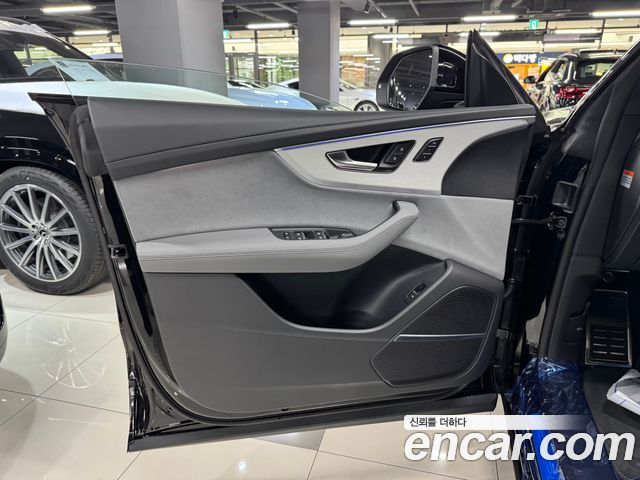 Audi Q8 из Кореи Encar