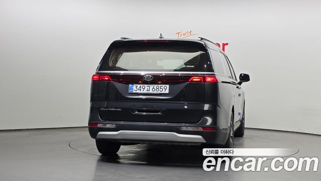 Kia Carnival из Кореи Encar