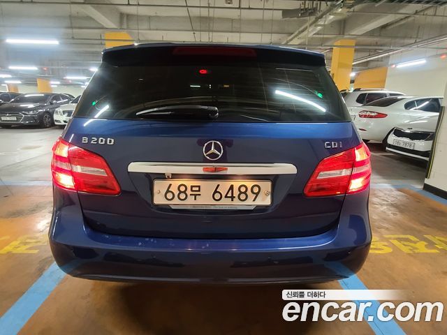 Mercedes-Benz B-Class B200 CDI Blue efficiency — пробег 116 000 км — фото 4 из 5