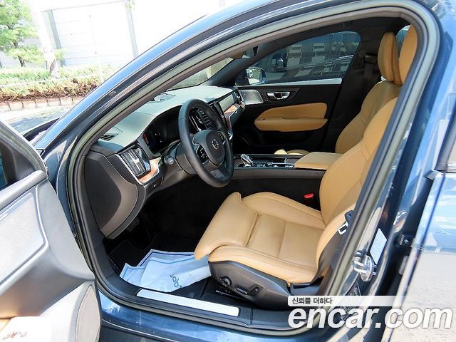Volvo V60 из Кореи Encar