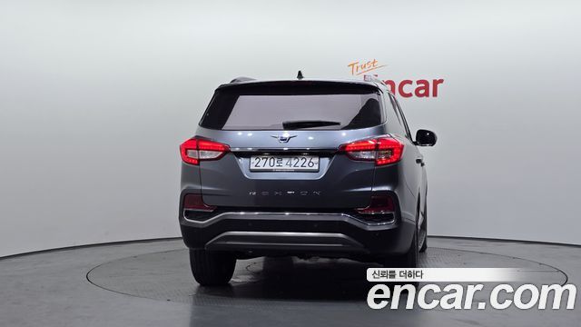 Ssangyong Rexton из Кореи Encar