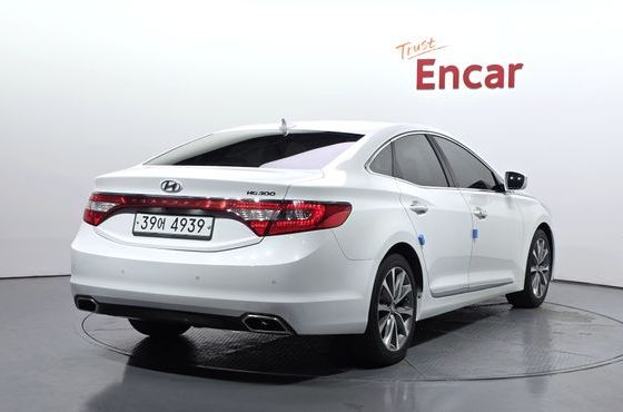 Hyundai Grandeur HG300 Premium — пробег 135 948 км — фото 2 из 5