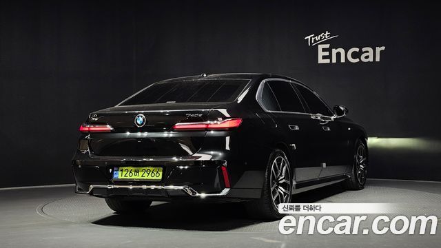 BMW 7-Series из Кореи Encar