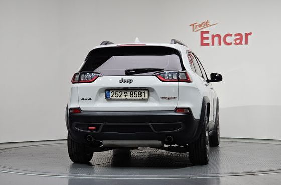 Jeep Cherokee 3.2 Trailhawk AWD — пробег 74 949 км — фото 4 из 5